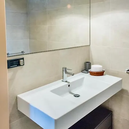 S285 - Sirolo, Meraviglioso Trilocale Con Balcone E Vista Mare * Sirolo