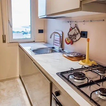 Apartament S285 - Sirolo, Meraviglioso Trilocale Con Balcone E Vista Mare Sirolo